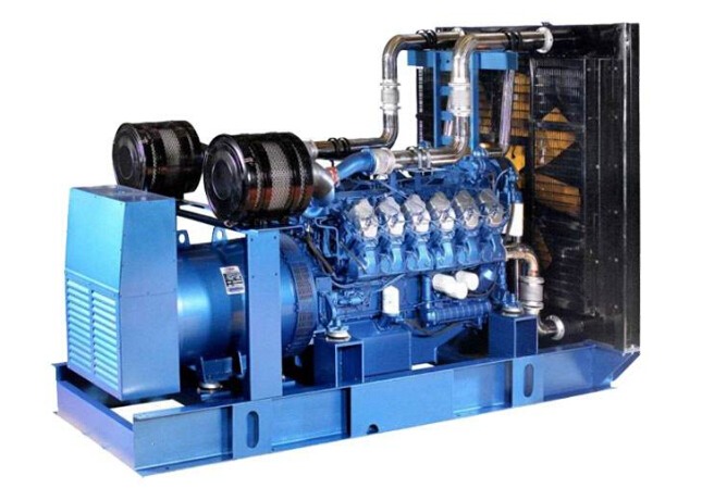 东丽康明斯30kw小型柴油二手发电机组 东丽康明斯30kw小型柴油二手发电机组